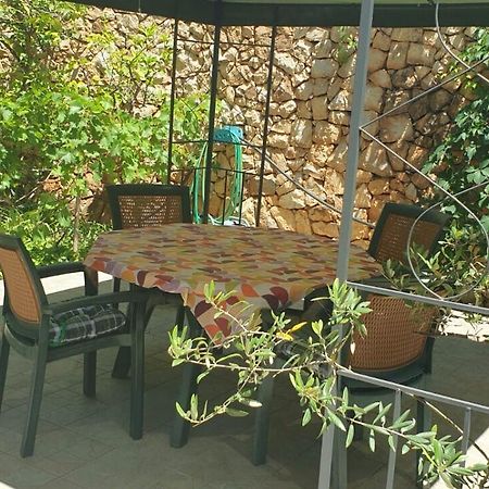 Apartments Biserka - 50 M From Beach Trogir Kültér fotó