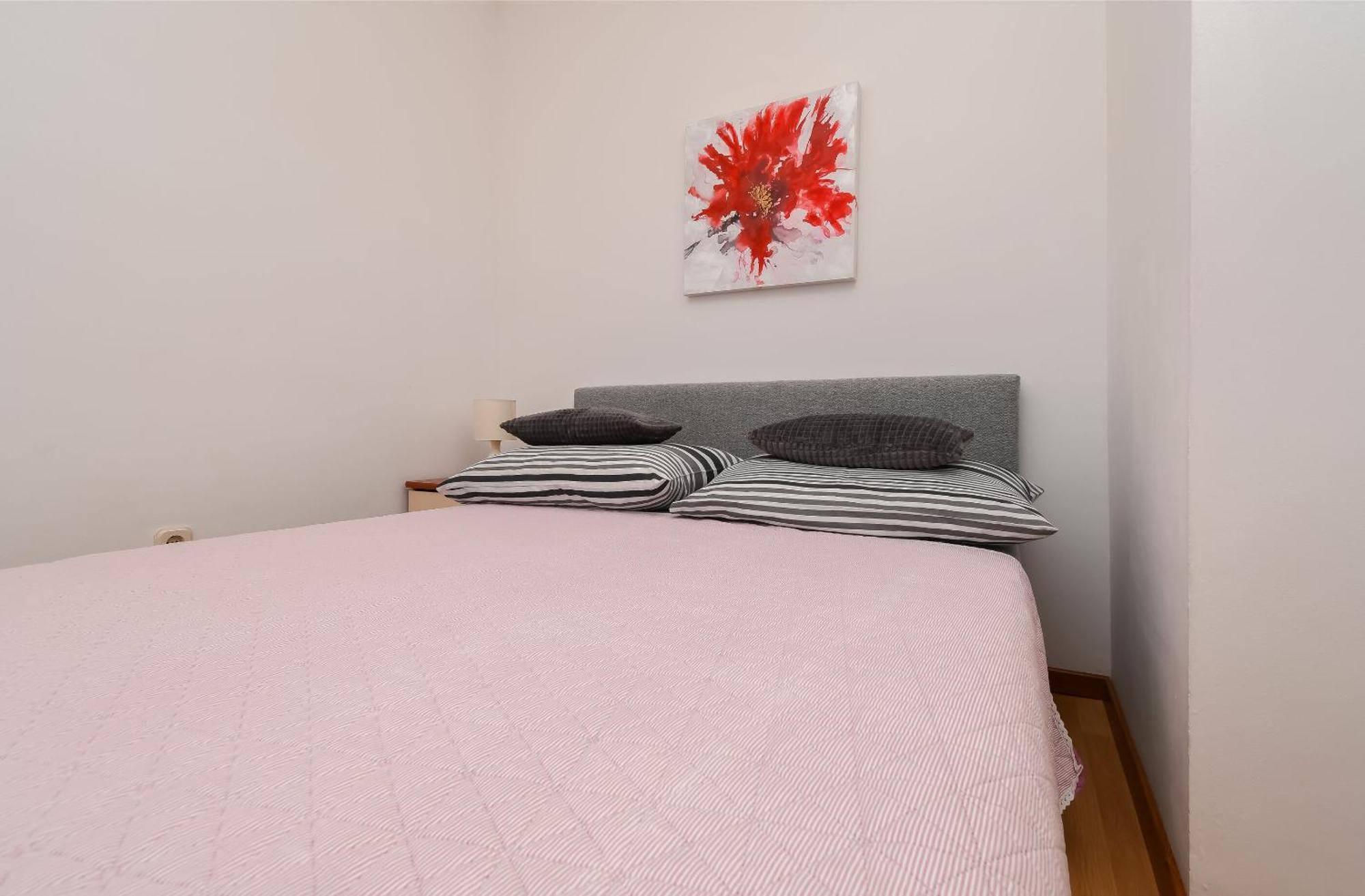 Apartments Biserka - 50 M From Beach Trogir Kültér fotó